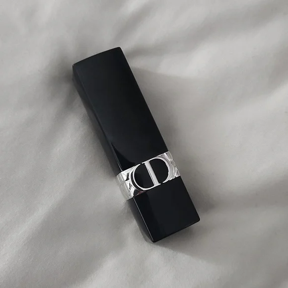 Rouge Dior Lipstick – Shade 999 Velvet - Picture 9 of 9